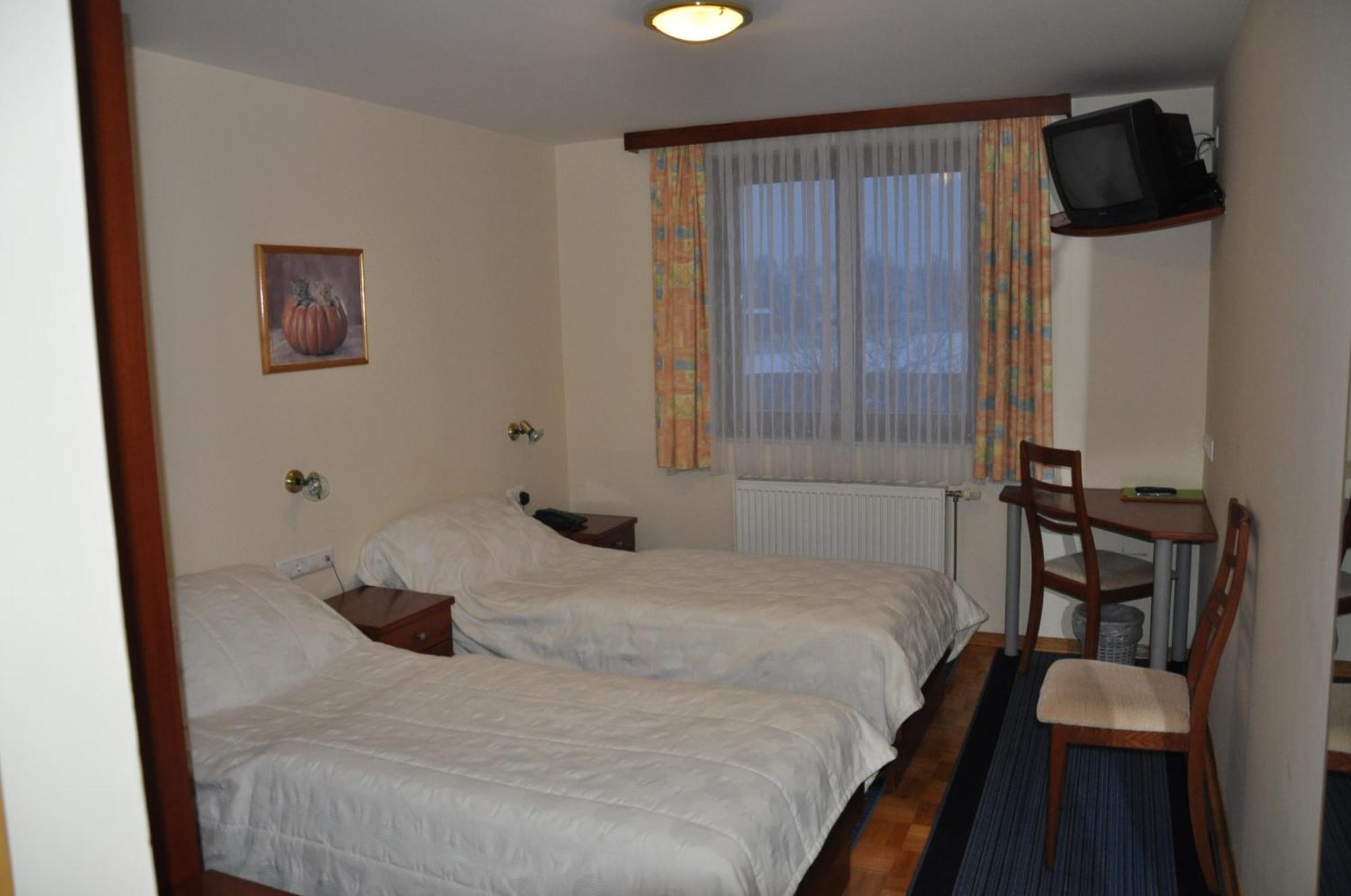 Penzion Kmecki Hram Ljubljana Room photo